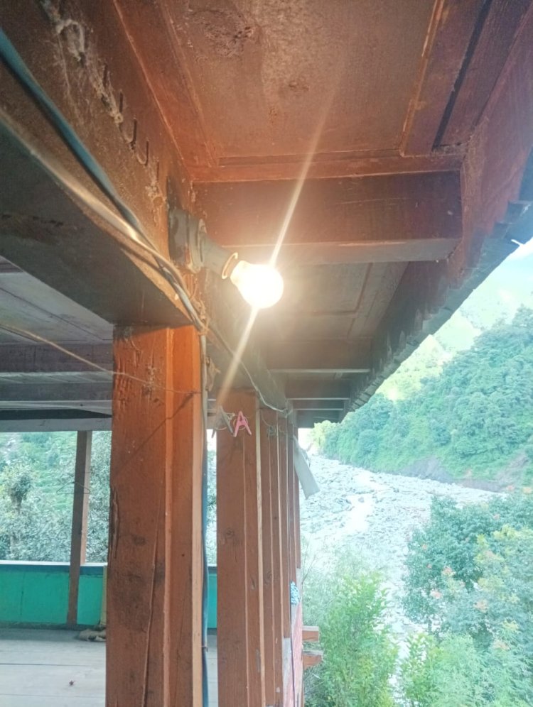 सराज के सभी गांवों में बिजली बहाल, 182 किलोमीटर सड़कें खुलीं, हर घर तक पहुंचा पानी