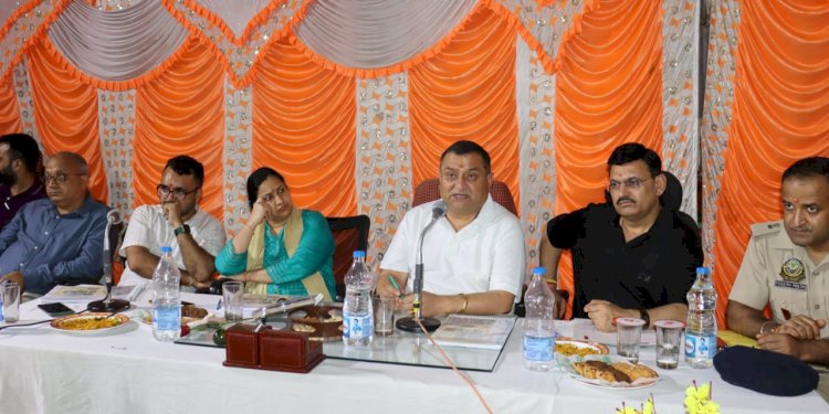 अंतर्राष्ट्रीय श्री रेणुका जी मेला 31 अक्तूबर से 05 नवंबर तक पारंपरिक रूप से होगा आयोजित : विनय कुमार