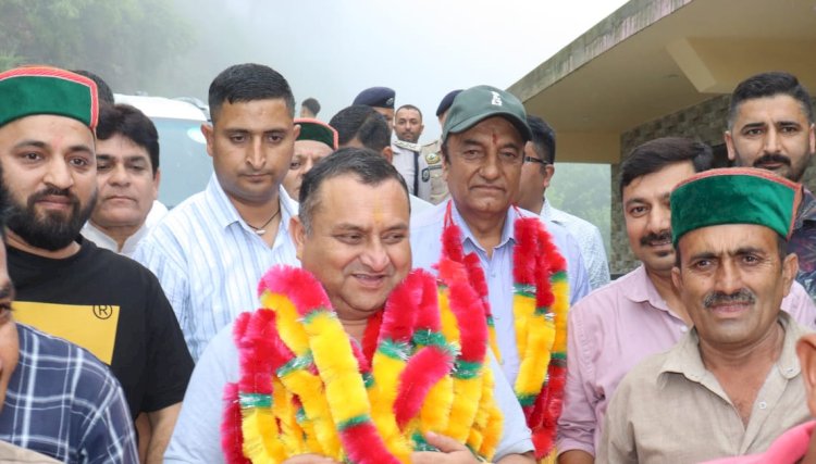 विधान सभा उपाध्यक्ष ने हरियाली मेला संगडाह का किया समापन। नगर पंचायत में शामिल होने से संगडाह का होगा विकास- विनय कुमार