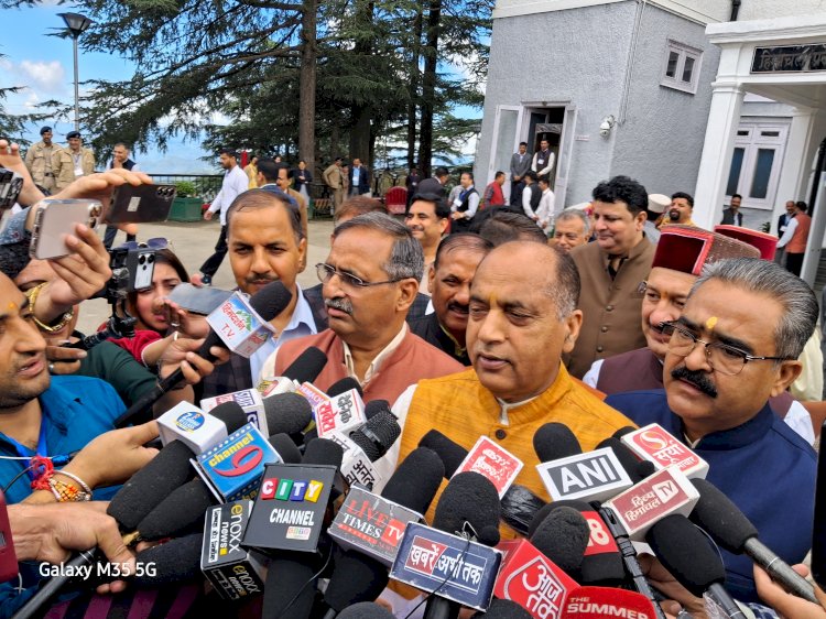 डीए के मुद्दे पर विपक्ष ने सदन से किया वॉक आउट, मुख्यमंत्री के जवाब से साफ है कि वह कर्मचारियों को डीएनहीं देना चाहते हैं  : जयराम ठाकुर