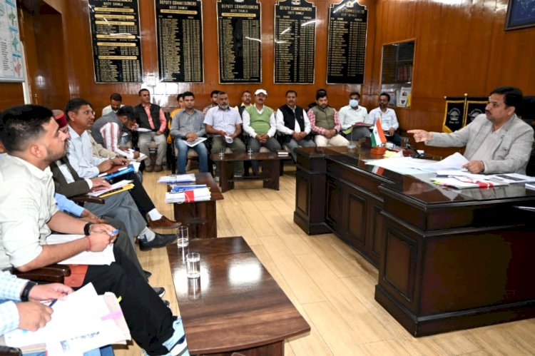 भट्टाकुफर के समीप ढहे भवन के मालिक को शीघ्र प्रदान करें मुआवजा राशि - उपायुक्त