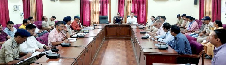 सड़क सुरक्षा समिति की बैठक में बोले उपायुक्त..सामूहिक प्रयासों से ही सड़क हादसों पर लगाम संभव