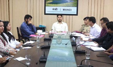 मंडी को नशामुक्त बनाने के लिए समन्वित प्रयास आवश्यक : उपायुक्त