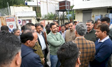 श्रद्धालुओं को बेहतर सुविधाएं उपलब्ध करवाना मंदिर प्रबंधन की प्राथमिकता - विक्रमादित्य सिंह