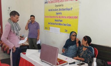 झंडुता विस क्षेत्र के साईं मंदिर धरोटी (बरठीं) में वृद्धजनों के लिए नेत्र जांच शिविर आयोजित