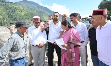 केंद्रीय मंत्री सावित्री ठाकुर ने कुल्लू में आपदा प्रभावित क्षेत्रों का दौरा किया