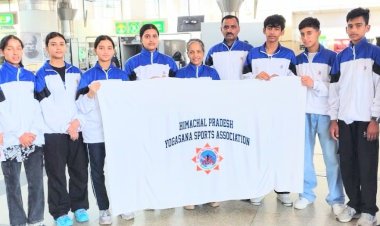 हिमाचल की जूनियर व सीनियर "सी" टीम विजयवाड़ा रवाना