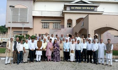 आचार्य दिवाकरदत्त शर्मा जयंती पर ऊना में राज्य स्तरीय लेखक संगोष्ठी और कवि सम्मेलन का आयोजन