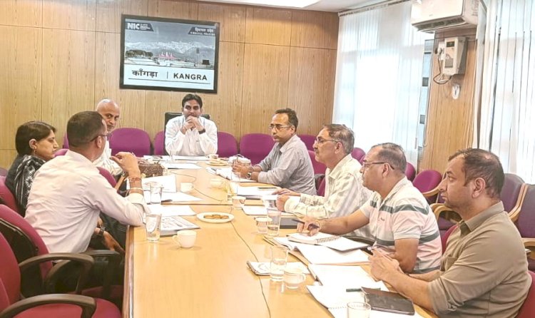 कांगड़ा में 37 कलस्टरों में लागू होगी हिमकृषि योजना, बढे़गी किसानों की आय: उपायुक्त