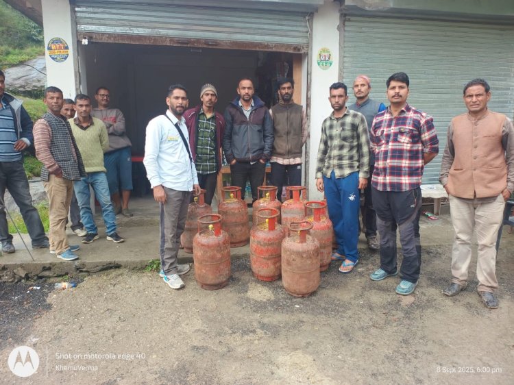 आपदा प्रभावित क्षेत्रों में एलपीजी सिलेंडरों की आपूर्ति जारी