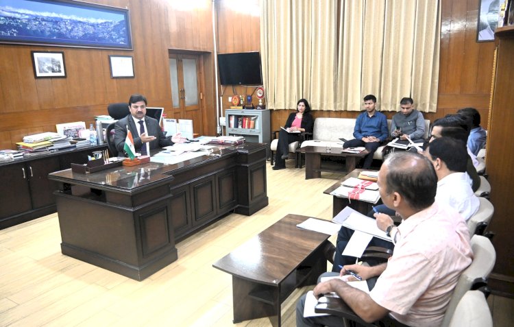 शिमला शहर में पाइप्ड प्राकृतिक गैस की आपूर्ति को लेकर बैठक का आयोजन