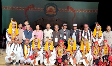 कुल्लू दशहरा उत्सव 2025 के अवसर पर लोक नृत्य प्रतियोगिता का आयोजन