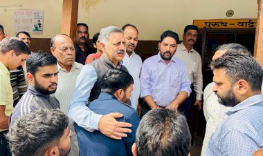 भल्लू गांव बस दुर्घटना पर मंत्री राजेश धर्माणी ने जताया गहरा शोक, कहा-सरकार हर प्रभावित परिवार के साथ