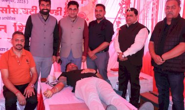 रेडक्रॉस शिविर में 69 लोगों ने किया रक्तदान