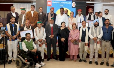 सम्मान व्यक्ति को अधिक ऊर्जा और जुनून के साथ आगे बढ़ने की देता है प्रेरणा - डॉ. शांडिल