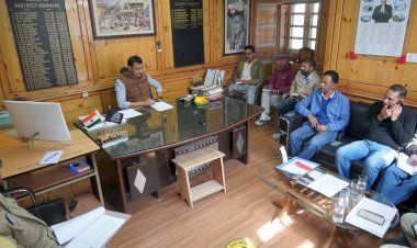 एस0डी0एम0 कल्पा ने किन्नौर महोत्सव के संदर्भ में बैठक ली