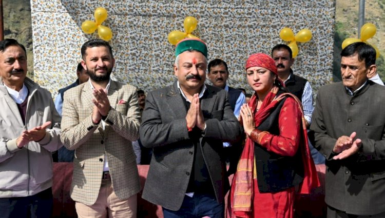7.50 करोड़ से बनेगी मलोग-पानसरी-बदियार सड़क, वित्तपोषण हेतू नाबार्ड को भेजा जायेगा - रोहित ठाकुर