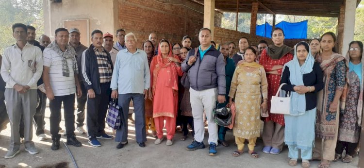 हिमकृषि योजना में जिला काँगड़ा के 42 किसानों ने  खुम्ब उत्पादन प्रशिक्षण प्राप्त किया -अतिरिक्त कृषि निदेशक