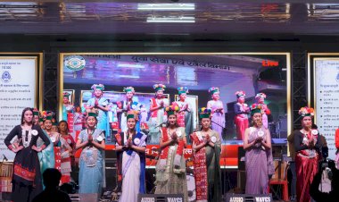 राज्य स्तरीय किन्नौर महोत्सव की मिस किन्नौर प्रतियोगिता का शुभारंभ हुआ और देश व प्रदेश के नामी कलाकारों ने प्रस्तुतियां दीं