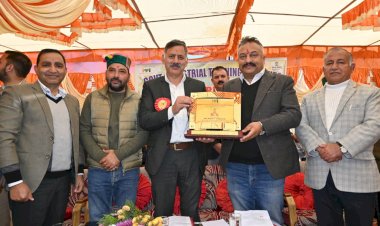 तकनीकी शिक्षा मंत्री एवं शिक्षा मंत्री ने किया आजीविका केंद्र जुब्बल का लोकार्पण