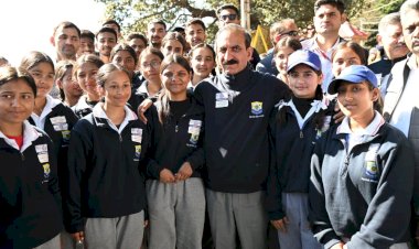 चिट्टे के खिलाफ महा वॉकथॉन आयोजित-मुख्यमंत्री ने किया नेतृत्व. कहा चिट्टे के सौदागरो अगर तुम नहीं सुधरे तो हिमाचल तुम्हें नाम, निशान और नेटवर्क सहित मिटा देगा