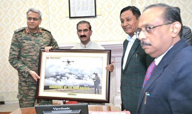 एलएंडटी समूह ने आपदा राहत के लिए मुख्यमंत्री को पांच करोड़ रुपये का चेक भेंट किया