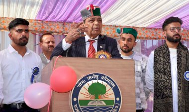 देश व प्रदेश के विकास के लिए युवाओं को नशे से दूर रखना आवश्यक - डॉ. शांडिल