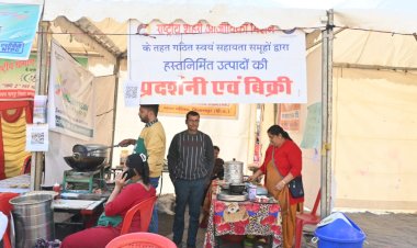 जल तरंग जोश महोत्सव-2025 में स्वंय सहायता समूहों द्वारा तैयार व्यंजनों को खूब सराहा रहे लोग