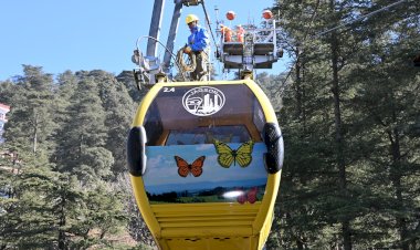 जाखू रोपवे में मॉक ड्रिल का आयोजन, रस्सी के सहारे सुरक्षित निकाले सैलानी