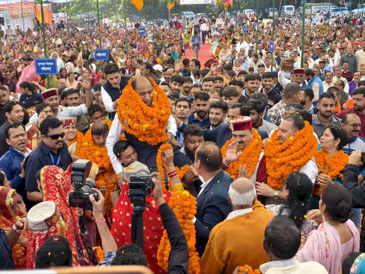 बिना गारंटी के प्रधानमंत्री नरेन्द्र मोदी ने मातृशक्ति को दिया हर सम्मान: जयराम ठाकुर