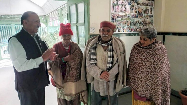 राज्य खाद्य आयोग के अध्यक्ष ने बसंतपुर स्थित वृद्धाश्रम का निरीक्षण किया