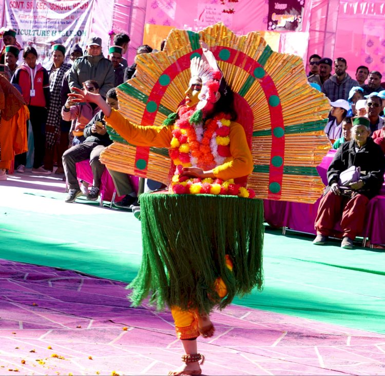 राजस्व मंत्री ने किन्नौर जिला के रिकांग पिओ में आयोजित जिला स्तरीय बाल दिवस कार्यक्रम में बतौर मुख्य अतिथि शिरकत की