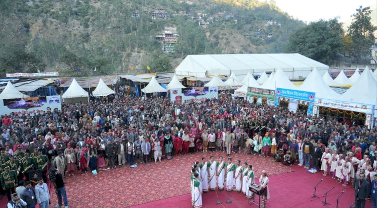 प्रदेश सरकार ने केंद्र से शिपकी ला मार्ग से व्यापार फिर शुरू करने का आग्रह किया मुख्यमंत्री ने अंतरराष्ट्रीय लवी मेले के समापन समारोह की अध्यक्षता मुख्यमंत्री ने