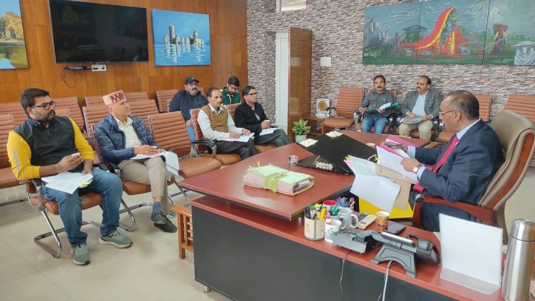 सड़क दुर्घटनाओं के घायलों के लिए कैशलैस इलाज सुविधा का करें प्रचार-प्रसार