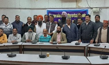 अराजपत्रित कर्मचारी प्रधान रजनीश शर्मा ने दिया त्यागपत्र