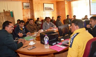 ज़िला प्रशासन सभी को स्वच्छ पेयजल, प्रत्येक स्तर पर स्वच्छता सुनिश्चित बनाने के लिए कार्यरत - मनमोहन शर्मा