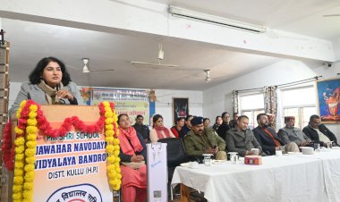 बाशिंग व बन्दरोल में नशे के खिलाफ अलख, विद्यार्थियों और प्रशासन ने मिलकर दिया जागरूकता का संदेश