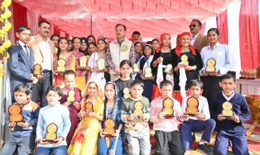 नाहन :आचरण और व्यवहार ही व्यक्ति की शिक्षा और संस्कार को दर्शाता है- हर्षवर्धन चौहान