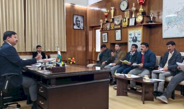 पंचायतें पानी के सैंपल लेना करें सुनिश्चित - उपायुक्त