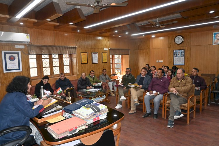 जूनियर रेडक्रॉस/यूथ रेडक्रॉस यूनिट्स, युवा पीढ़ी को सामाजिक मुद्दों के प्रति जागरूक करने एवं नशे से दूर रखने का प्रयास : उपायुक्त