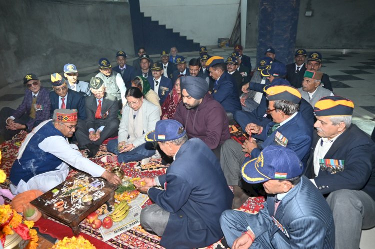 वीर बलिदानी मिट्टी की स्थापना के साथ शाहिद स्मारक परिसर चंगर में मनाया गया 55वाँ  विजय दिवस