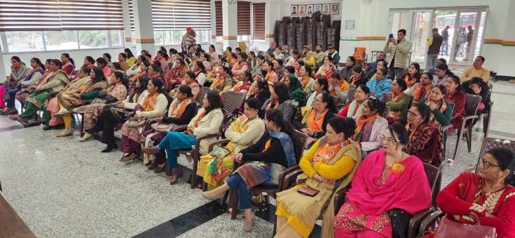 चूल्हे से लेकर चौक तक महिलायें कांग्रेस की नाकामियों को करें उजागर: डा. बिन्दल