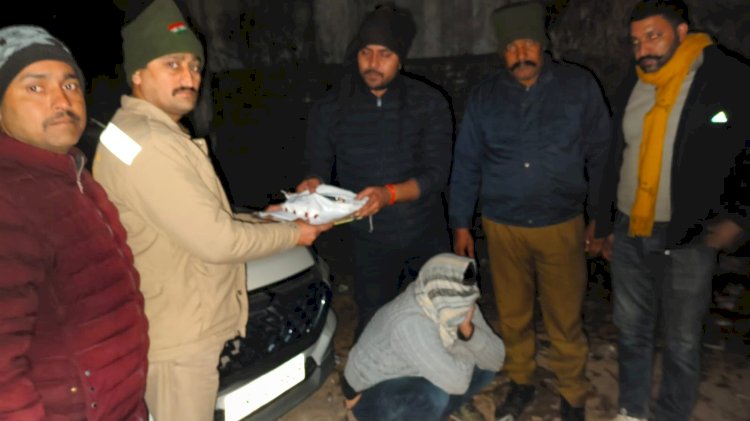 नाहन: नशीली दवाओं का तस्कर पकड़ा,22 तक पुलिस रिमांड में,कालाअम्ब में एफआईआर दर्ज. 72 कैप्सूल कब्जे में...