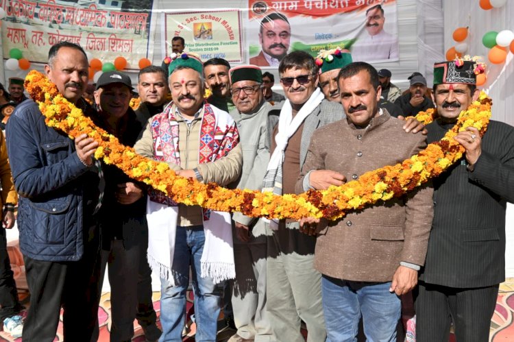 शिक्षा मंत्री ने ग्राम पंचायत बखोल के भवन का किया लोकार्पण