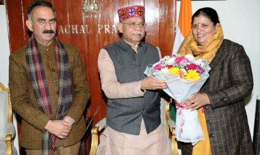 मुख्यमंत्री ने दी राज्यपाल को नव वर्ष की शुभकामनाएं