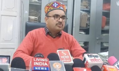 नाहन : एसड़ीएम शहर में अवैध पार्किंग औऱ तहबाजारियों पर कसेंगे  शिकंजा, बनेगा एक्शन प्लान,  मीडिया को दी जानकारी..