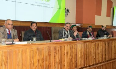 जल विद्युत् परियोनाओं से नियमानुसार भू-राजस्व वसूली राज्य का अधिकार: मुख्यमंत्री