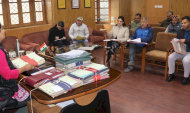 सड़क दुर्घटनाओं पर लगाम कसने को जिला सड़क सुरक्षा समिति की बैठक आयोजित