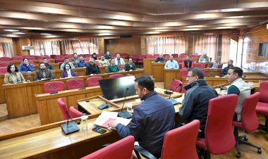 रोस्टर और बैकलॉग रिक्तियों के मुद्दे शीघ्र हल करें: निदेशक