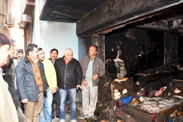 दुःख की इस घड़ी में प्रदेश सरकार प्रभावितों के साथ - विक्रमादित्य सिंह